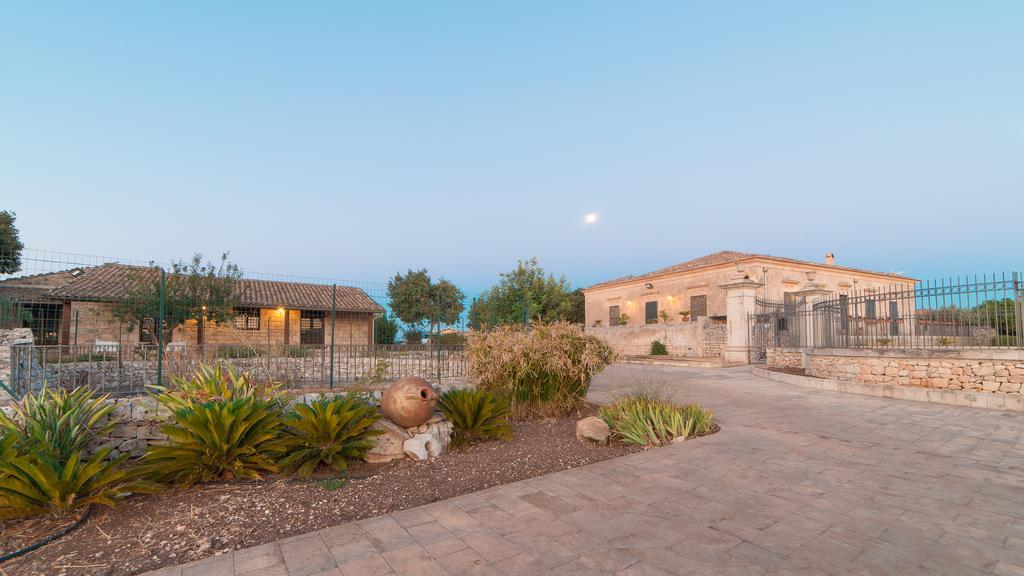 Villa Cappuccina Μόντικα Εξωτερικό φωτογραφία